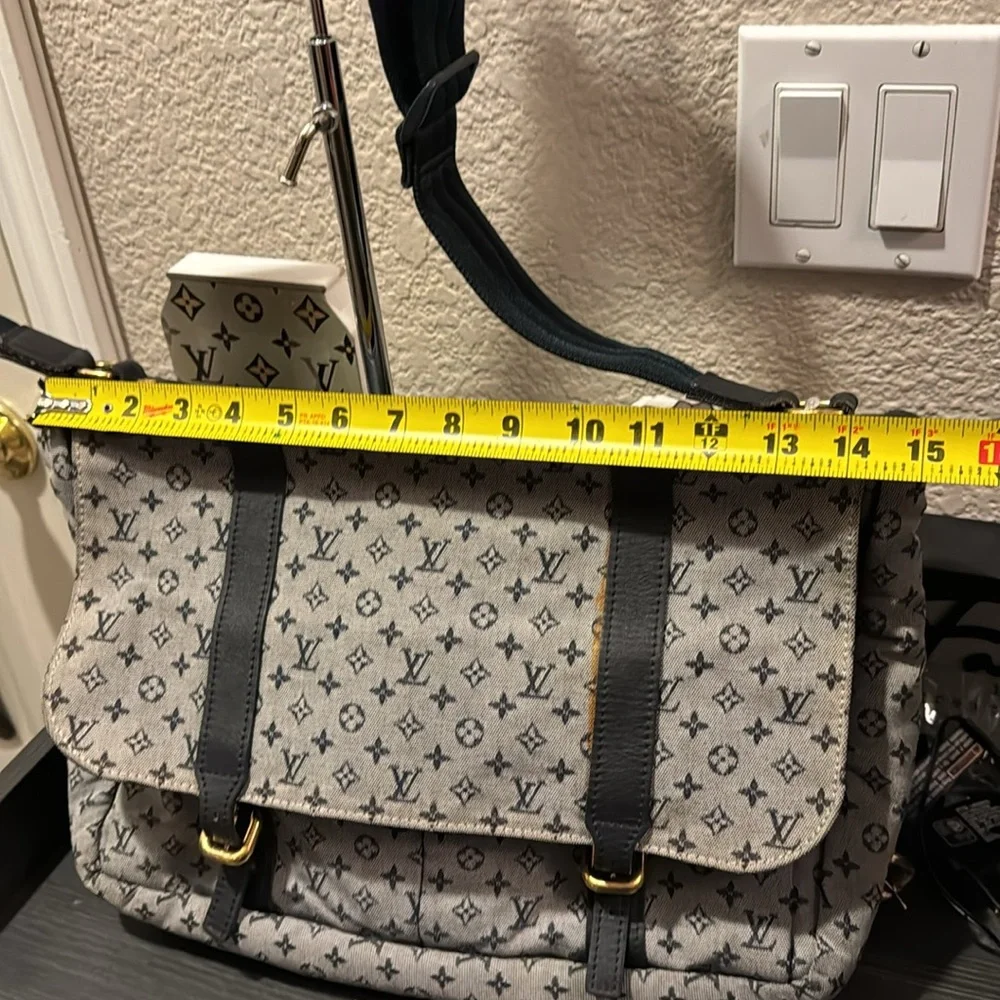 Louis Vuitton Gray Monogram Messenger Bag with Dark Leather Straps